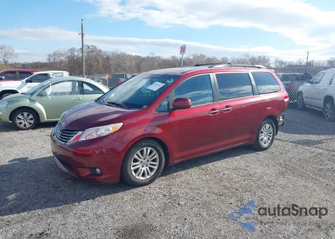 2013 Toyota Sienna Xle V6 8 Passenger from USA, damaged, VIN 5TDYK3DC8DS403830